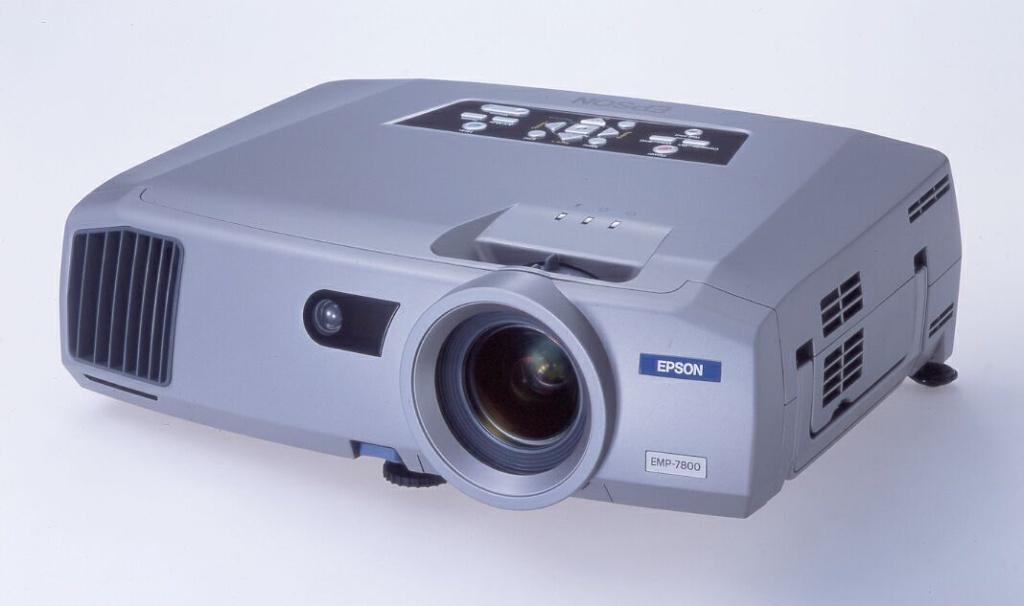 beamer Epson EMP-7850 met 2 reservelampen, Gebruikt, Epson, Ophalen of Verzenden, DLP