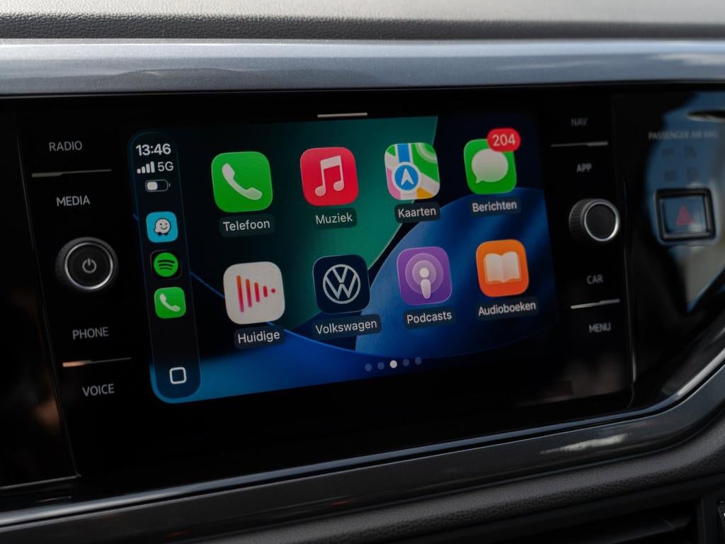 Volkswagen Taigo 1.0 TSI R-Line - AUTOMAAT - IQ LIGHT - PARK, 1160 kg, Gebruikt, Euro 6, Zwart