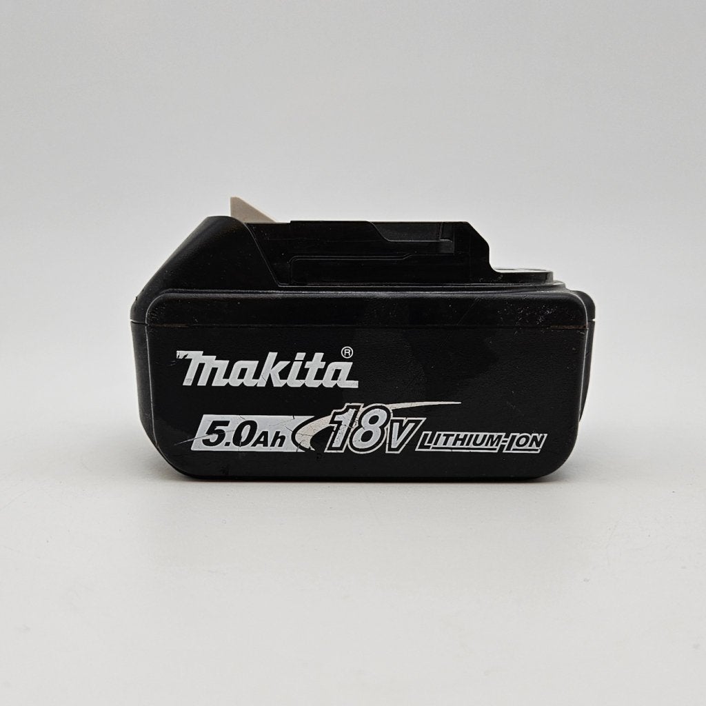 Makita BL1850B 18V 5Ah Accu in Nette Staat, Makita, Zo goed als nieuw, Support@makita.com, Makita Corporation, 3-11-8, Sumiyoshi-cho, 
Anjo, Aichi 446-8502
Japan
