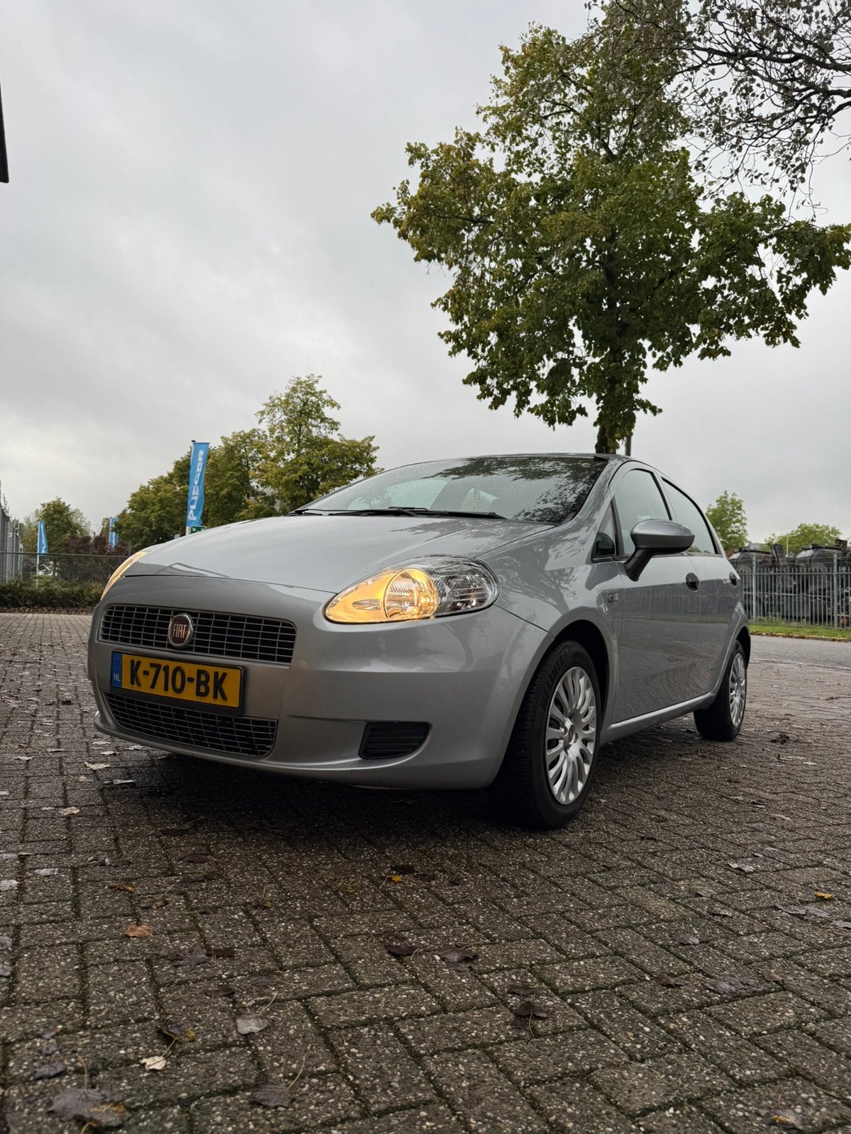 Fiat Punto 1.2 5DR 2008 Grijs (nieuwe riem en koppeling), Auto's, 1005 kg, 40 €/maand, 1242 cc, 4 cilinders