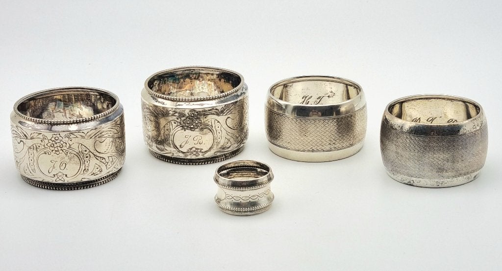 1082. Zilveren servetringen – ca. 1900, Ophalen, Zilver