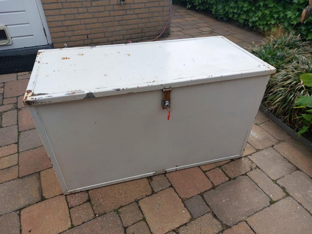 Disselbak, gereedschapskist, aanhangwagen kist., Ophalen