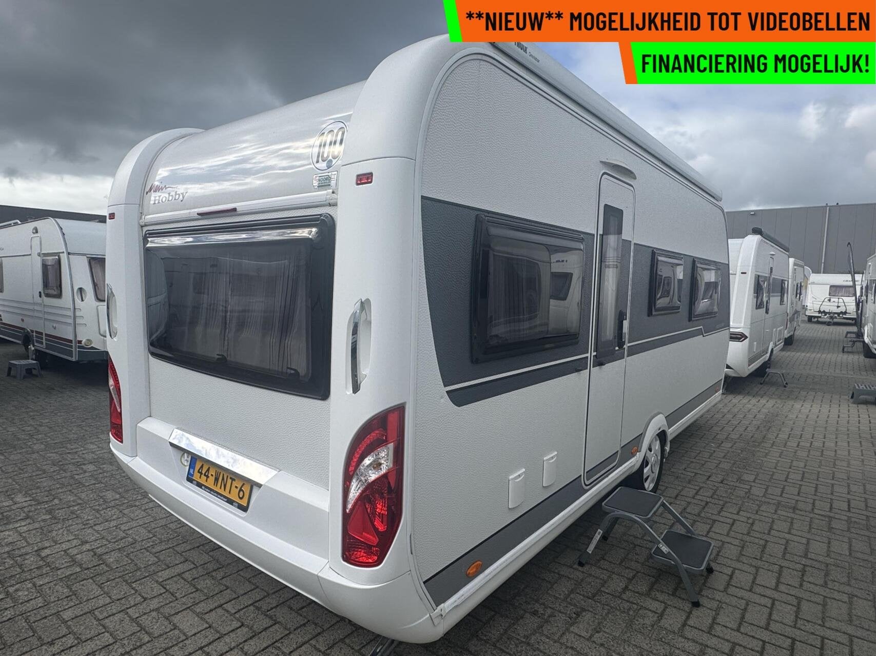 Hobby 540 UFF EXCELLENT, QUEENSBED, RONDZIT, MOVER, LUIFEL, Rondzit, Hobby, 7 tot 8 meter, Bedrijf