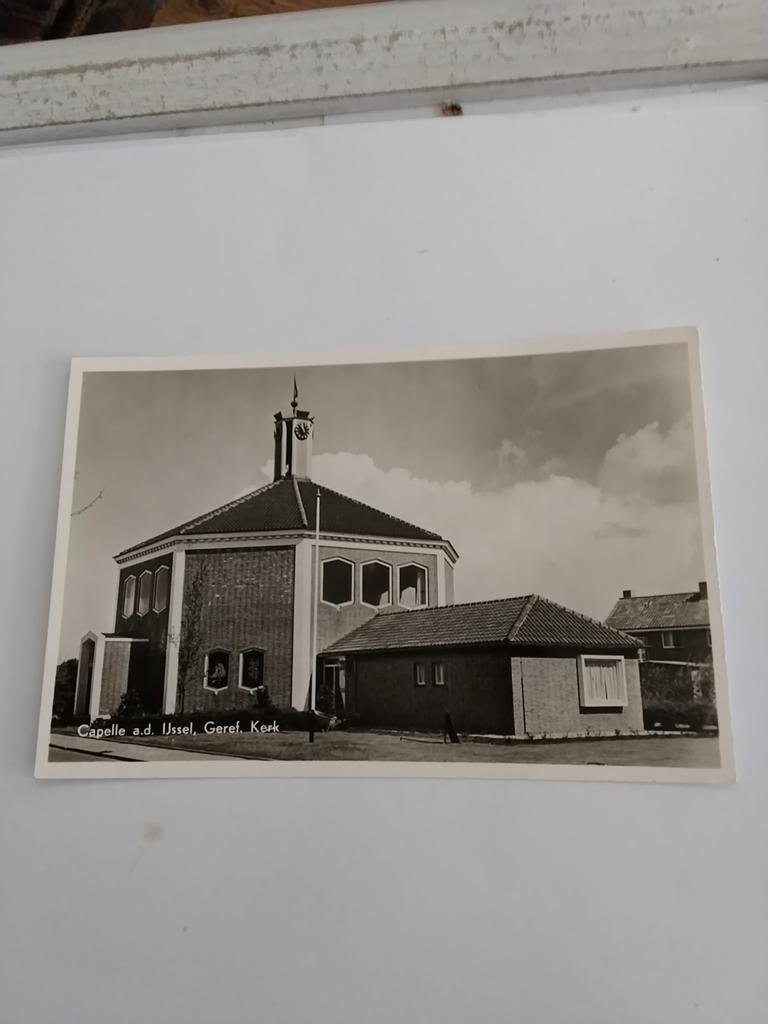 CAPELLE A.D IJSSEL.  GEREF. KERK, Verzamelen, Ansichtkaarten | Nederland, Ophalen of Verzenden, 1960 tot 1980, Zuid-Holland