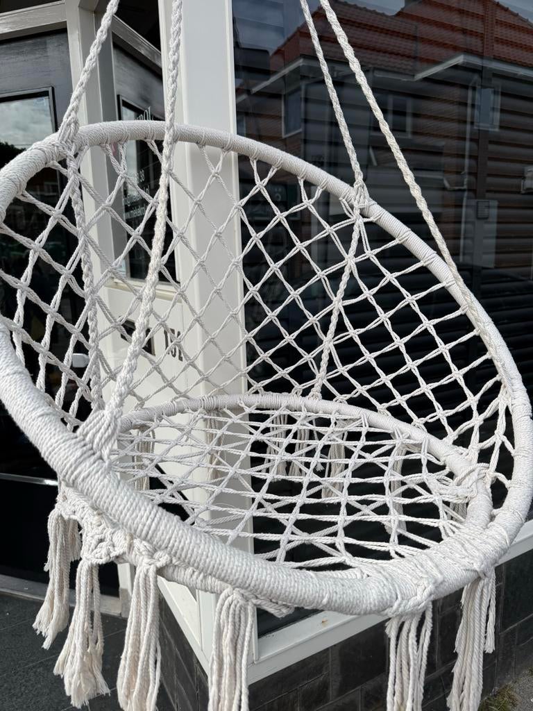 Witte Macramé Hangstoel - Comfortabel en Stijlvol, Ophalen, Wit, Zo goed als nieuw, Eén