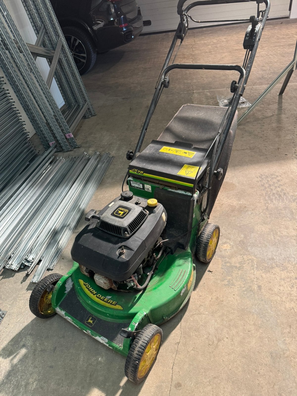 Grasmaaier John Deere JX 75 technisch top!, Tuin en Terras, Grasmaaiers, Gebruikt, Benzine-grasmaaier, 50 cm of meer, Opvangzak