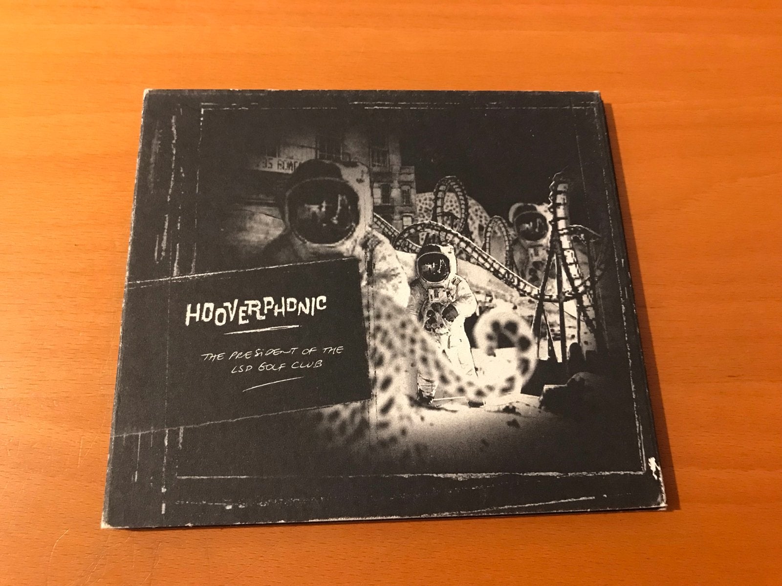 Hooverphonic - The President of the LSD Golf Club (CD), Ophalen of Verzenden, Zo goed als nieuw, Elektronisch, Inclusief boekje