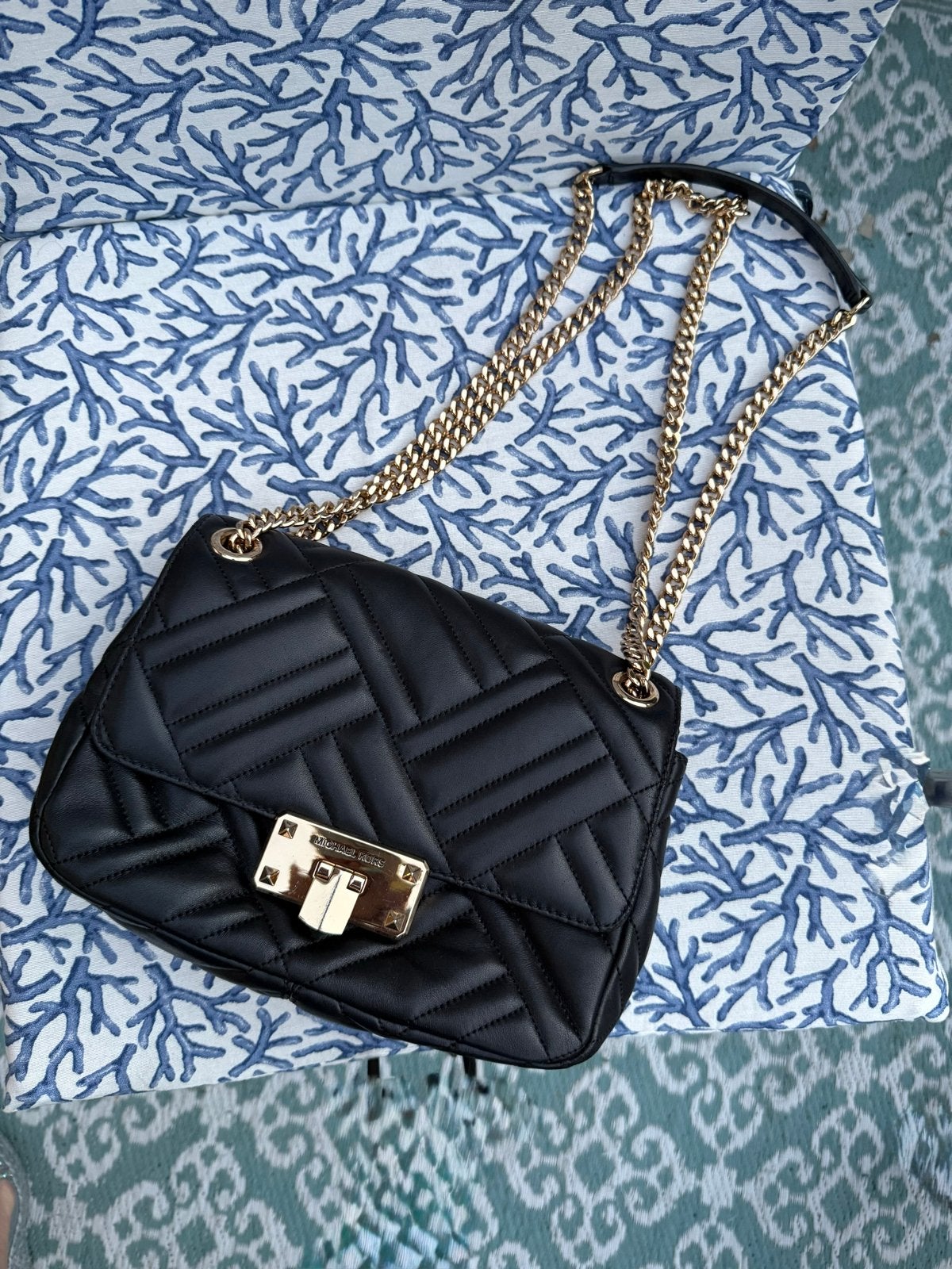 Michael Kors Leren Schoudertas - Nieuwstaat, Sieraden, Tassen en Uiterlijk, Tassen | Schoudertassen, Overige merken, Zwart, Nieuw