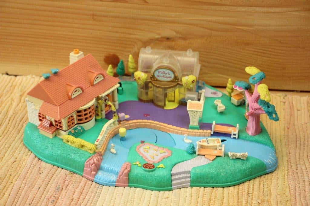 Polly Pocket Magical Movin' Magnetic Pollyville, Ophalen of Verzenden, Gebruikt, Overige typen