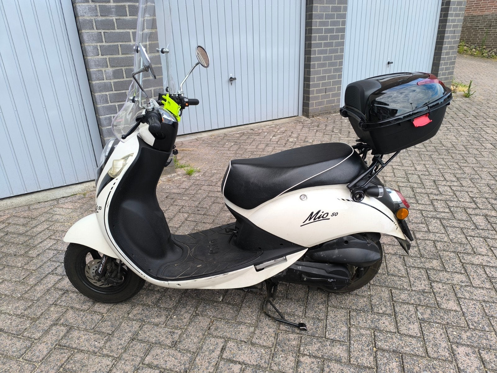 Sym mio  scooter in prima staat, Fietsen en Brommers, Scooters | SYM, Ophalen, Benzine, Mio