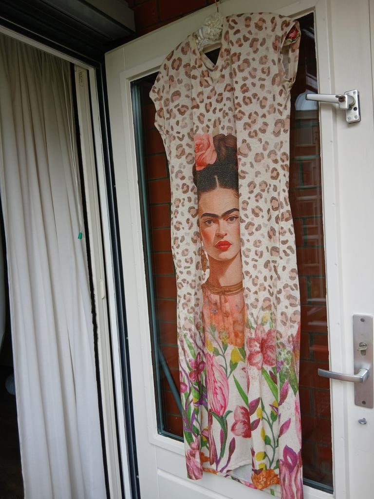 Frida Kahlo jurk met luipaardprint, maat 38/40, Kleding | Dames, Maat 38/40 (M), Overige kleuren, Ophalen of Verzenden, Zo goed als nieuw