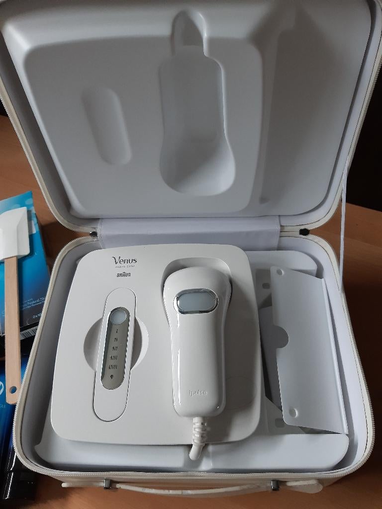 Gillette IPL Lichtontharing Venenus Naked skin I Braun, Ophalen of Verzenden, Nieuw, Overige typen