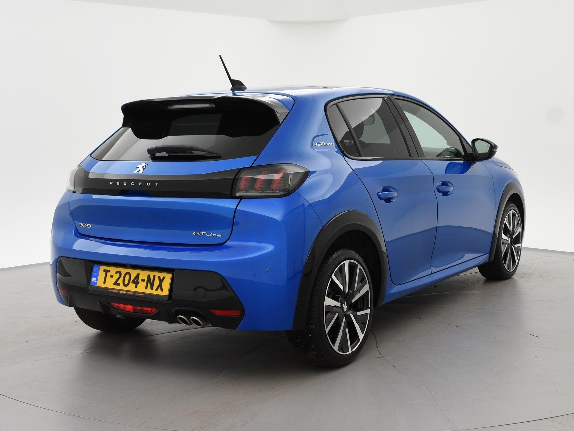 Peugeot 208 1.2 PT 130 PK AUT. GT-LINE + PANORAMA | SFEERVER, Auto's, Peugeot, Gebruikt, Euro 6, 1199 cc, 1133 kg