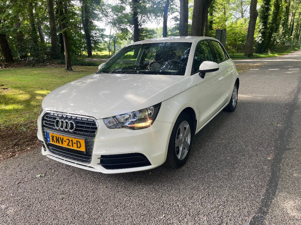 Audi A1 Sportback 1.2 TFSI Ambition / 171Dkm! / Airco ✅, Auto's, Audi, Voorwielaandrijving, Euro 5, A1, Wit