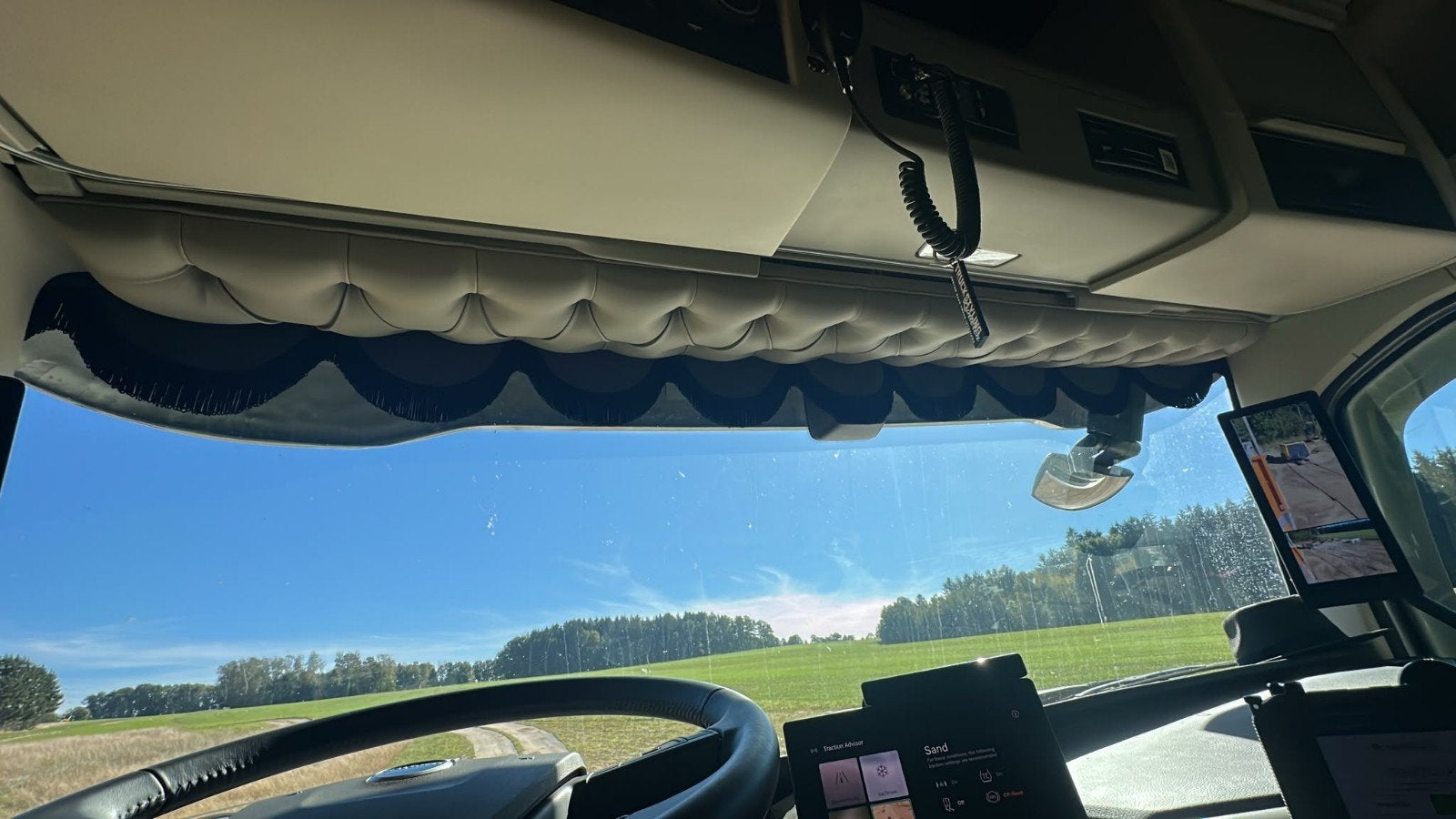 geknoopte zonneklepplaat fh 4/5 aero, Auto-onderdelen, Ophalen, Volvo, Interieur en Bekleding