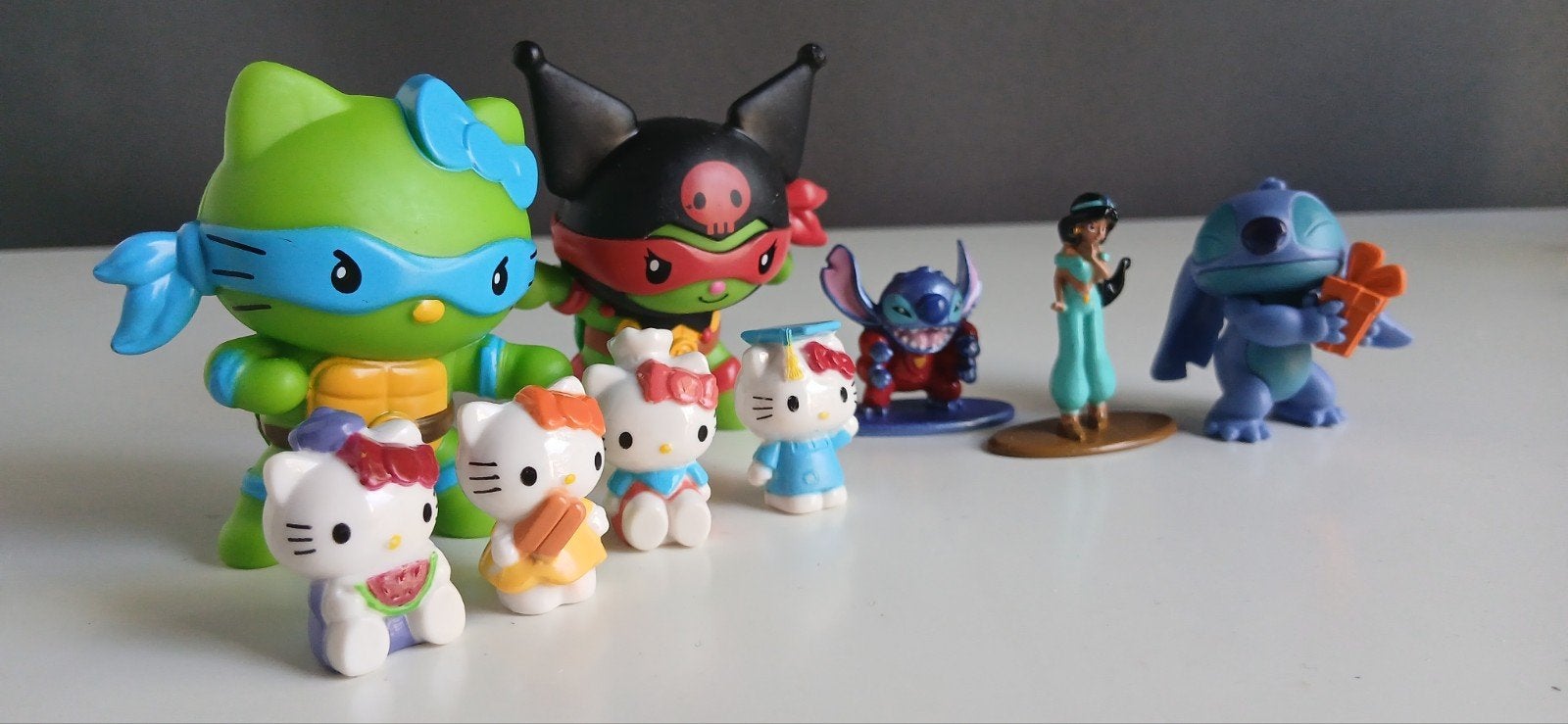 Hello kitty +Disney blindbag figuurtjes Lot., Ophalen of Verzenden, Gebruikt