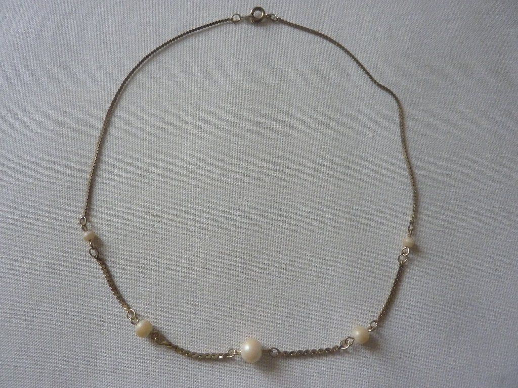 zilverkleurige parelketting 5 glasparels 40 cm lang vintage, Sieraden, Tassen en Uiterlijk, Antieke sieraden, Verzenden, Overige materialen