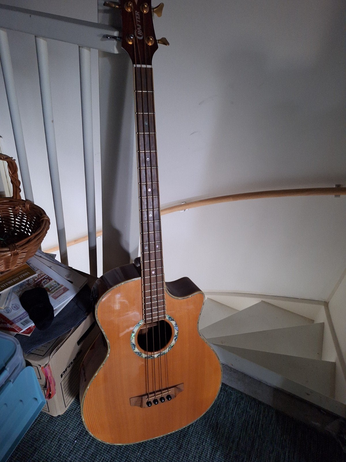 Crafter Semi-akoestische Basgitaar, Ophalen, Gebruikt, Overige typen, Met koffer