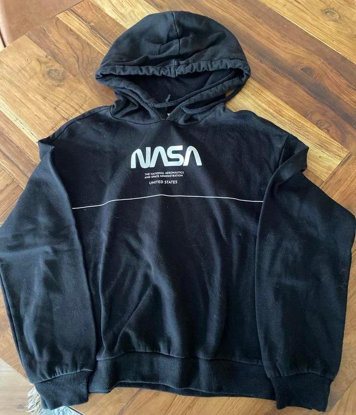 Zwarte NASA hoodie H&M Divided maat S, Kleding | Dames, Ophalen of Verzenden, Zo goed als nieuw, Maat 36 (S), Zwart