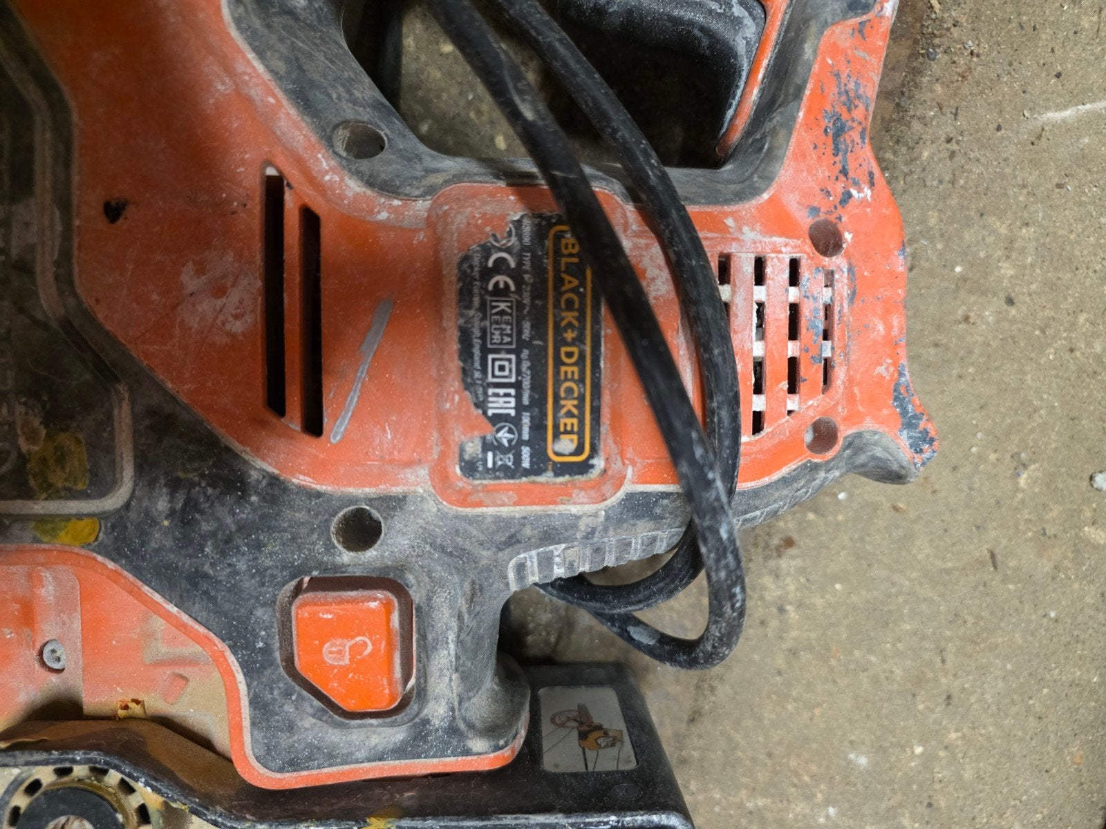 Black+Decker Reciprozaag - Gebruikt maar functioneel, Gebruikt, 70 mm of meer, Black+Decker, 600 tot 1200 watt