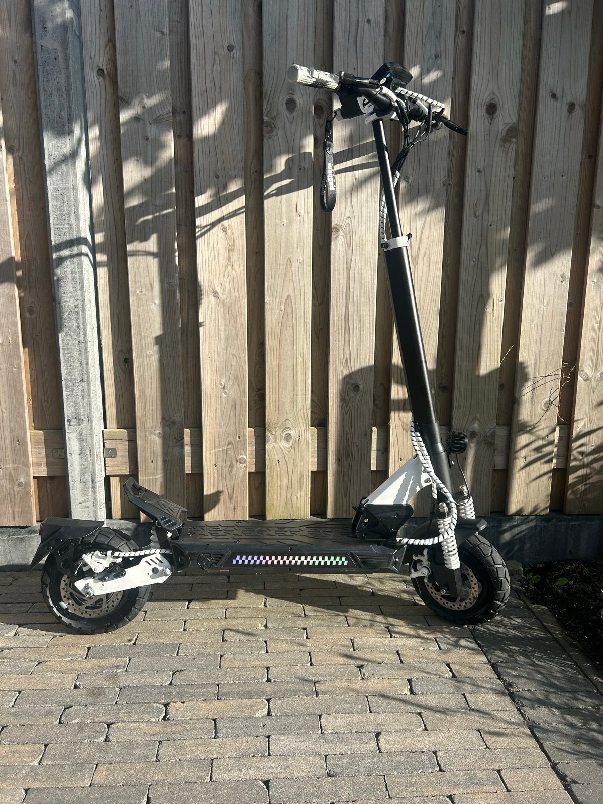 Elektrische step Tofun E3S Pro 45 km/u 1000W, Fietsen en Brommers, Steps, Ophalen, Zo goed als nieuw, Elektrische step (E-scooter)