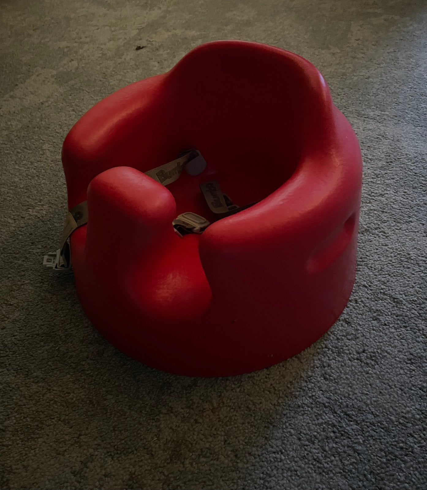 Rode Bumbo kinderstoel, Ophalen of Verzenden, Zo goed als nieuw, Overige typen, Afneembaar eetblad