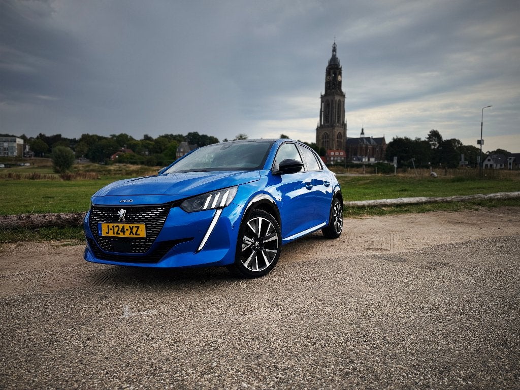 Peugeot 208 GT-Line | 69.000 km | Nieuwe riem | Pack Connect, Auto's, Voorwielaandrijving, Blauw, Origineel Nederlands, 1200 kg