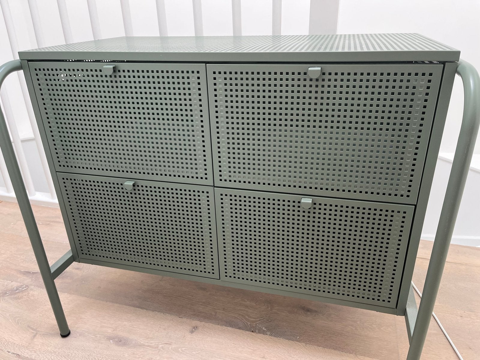 IKEA LIXHULT ladekast - groen, zo goed als nieuw, Huis en Inrichting, Ophalen, 50 tot 100 cm, Zo goed als nieuw, 3 of 4 laden