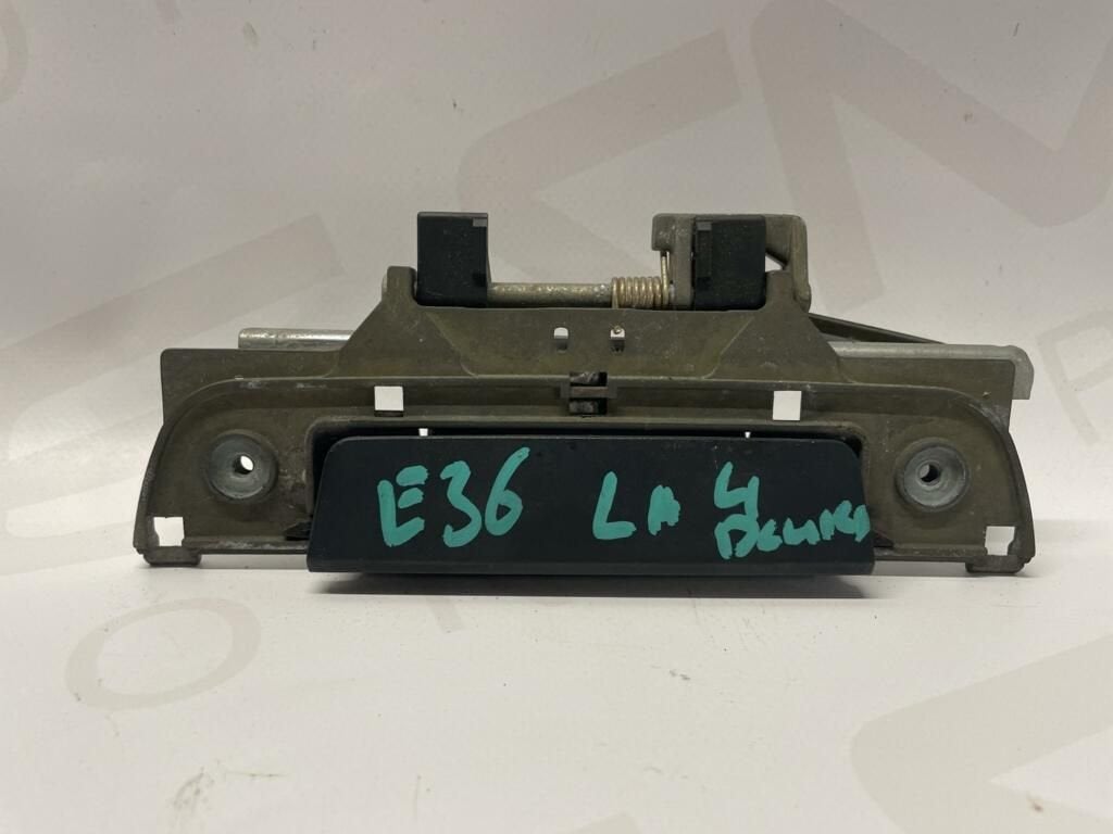 Portiergreep linksachter zwart BMW E36 51211977669, Auto-onderdelen, Gebruikt, -, Deur, -