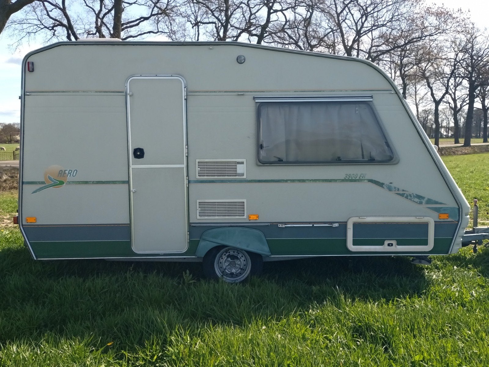leuke delta aero 1998, Caravans en Kamperen, Caravans, Koelkast, Treinzit, 750 - 1000 kg, Particulier