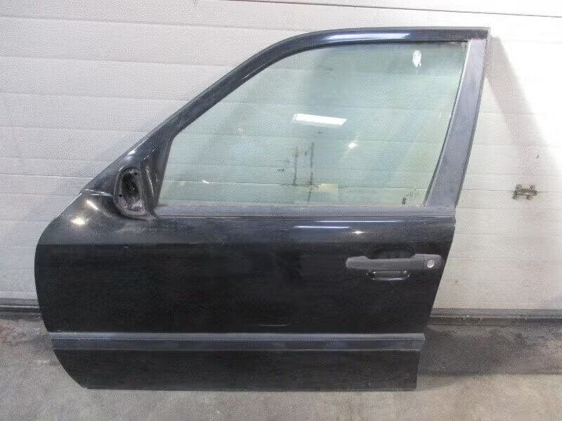 PORTIER LINKS VOOR Mercedes-Benz C (W202) (01-1993/05-2000), Gebruikt, Mercedes-Benz AG, Deur, Ophalen of Verzenden