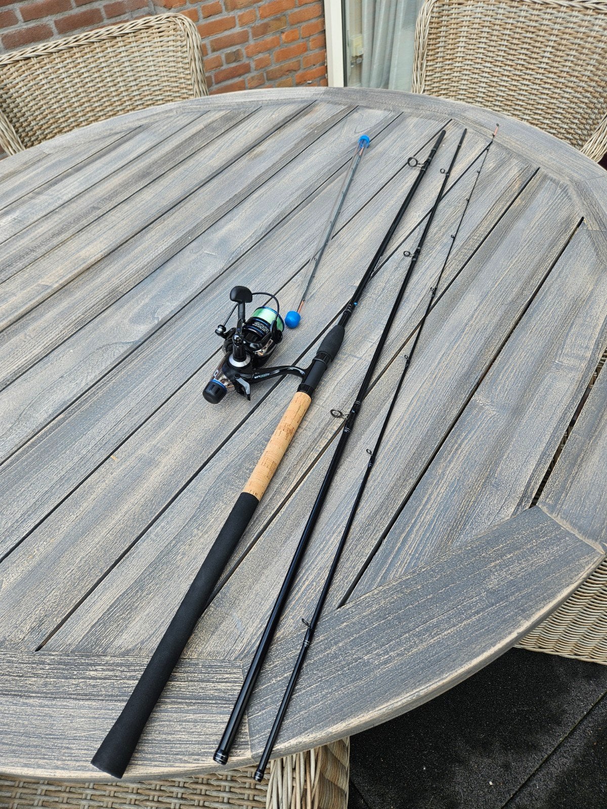 cresta blackthorne n pro feeder met cresta solith 4000 molen, Ophalen, Molen