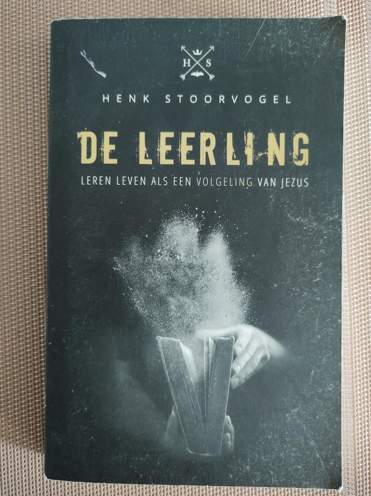 Henk Stoorvogel - De leerling, Ophalen of Verzenden, Zo goed als nieuw, Henk Stoorvogel., Christendom | Protestants