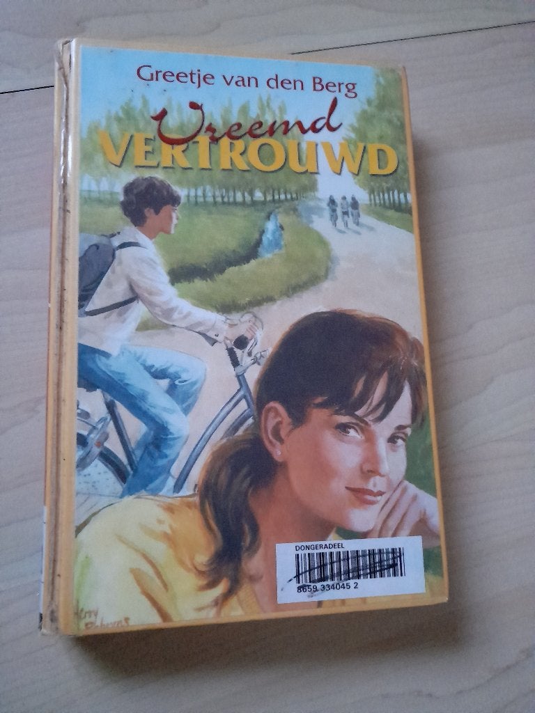 VREEMD VERTROUWD  Greetje van den Berg, Ophalen of Verzenden, Gelezen, Nederland