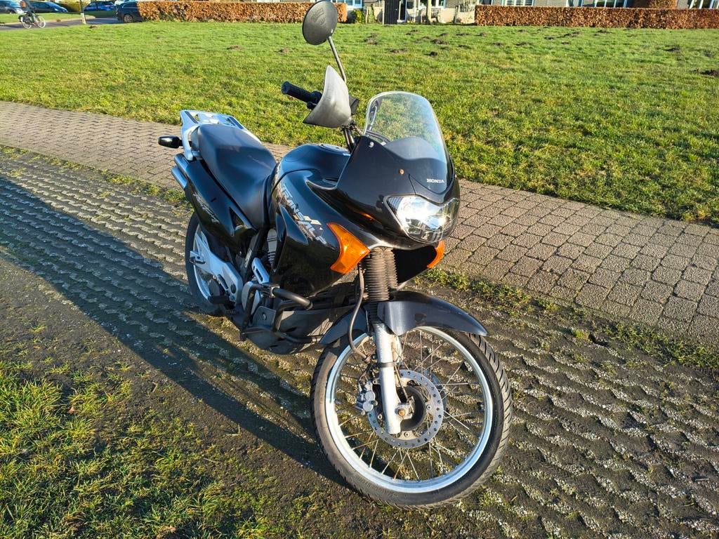 Honda Transalp xl650 30.000 km!, Motoren, 2 cilinders, Motorrijbewijs A, Gebruikt, Particulier