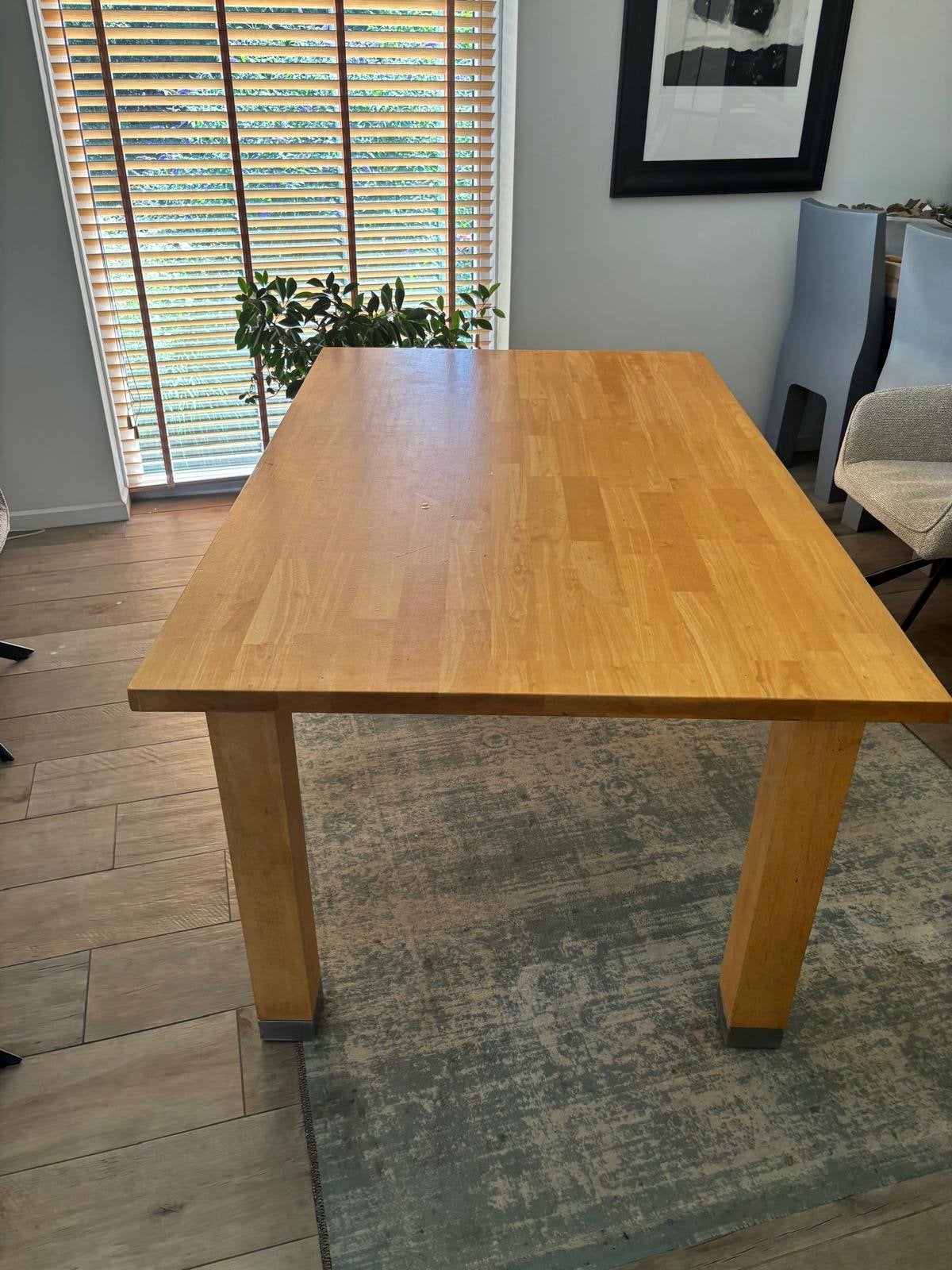 Robuuste houten eettafel - Ideaal voor gezellige diners, Huis en Inrichting, Ophalen, Gebruikt, 50 tot 100 cm, 150 tot 200 cm