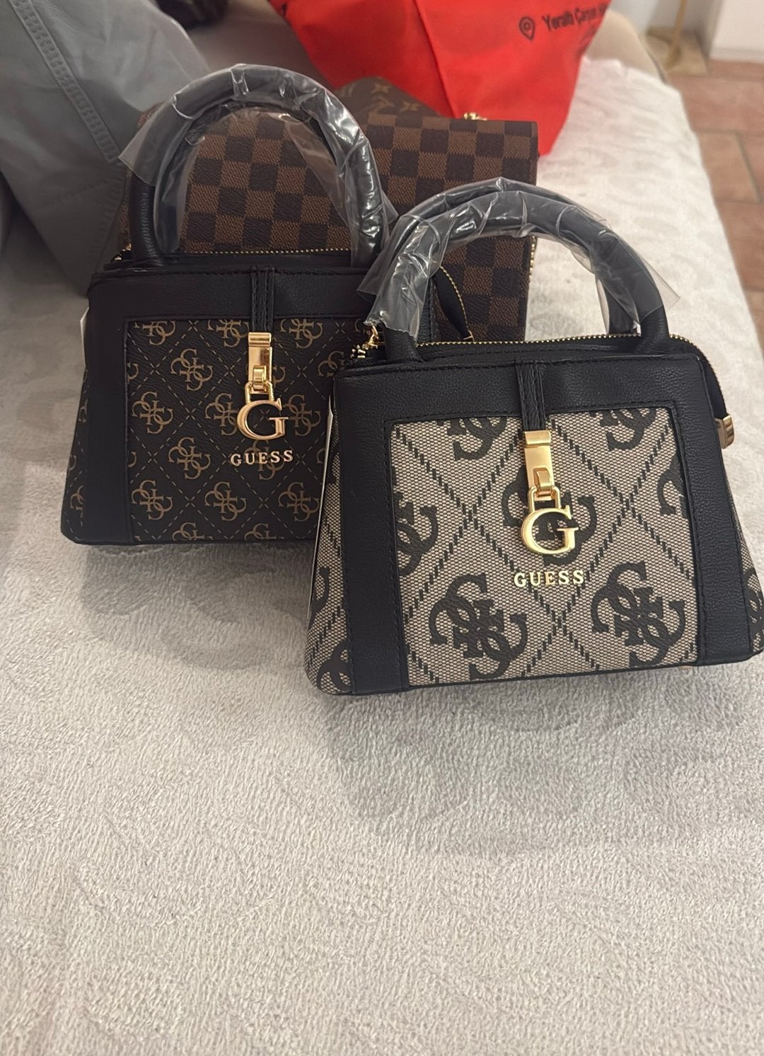 Guess mini tasjes, Sieraden, Tassen en Uiterlijk, Tassen | Damestassen, Ophalen of Verzenden, Zo goed als nieuw, Zwart, Schoudertasje