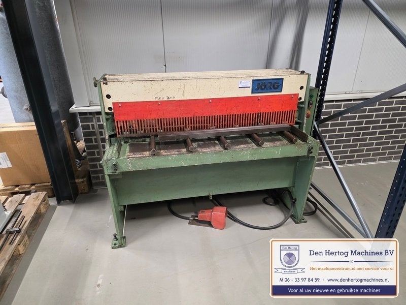 Knipschaar 1100x4mm en 1350x4mm plaatschaar knipbank 400V, Doe-het-zelf en Verbouw, Gereedschap | Overige machines, Ophalen, Gebruikt