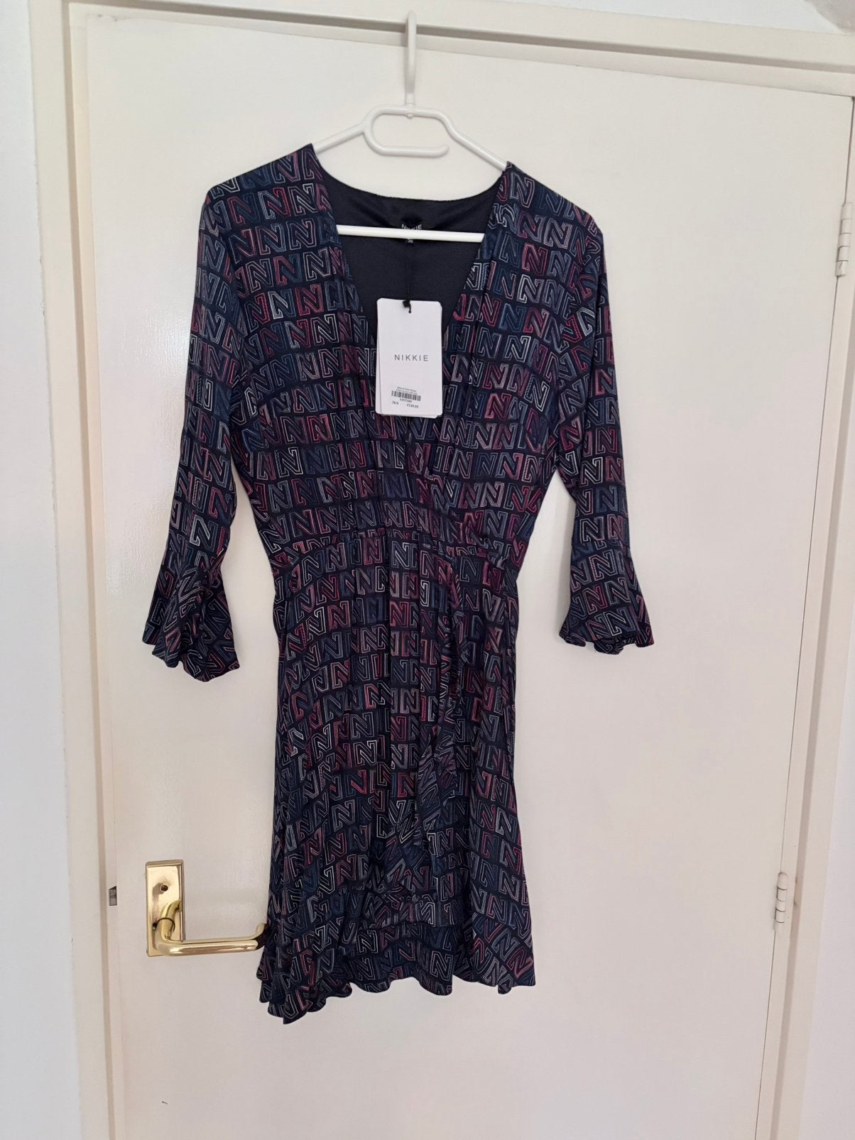 Nikkie jurk nieuw, Kleding | Dames, Jurken, Verzenden, Zwart, Zo goed als nieuw, Maat 36 (S)