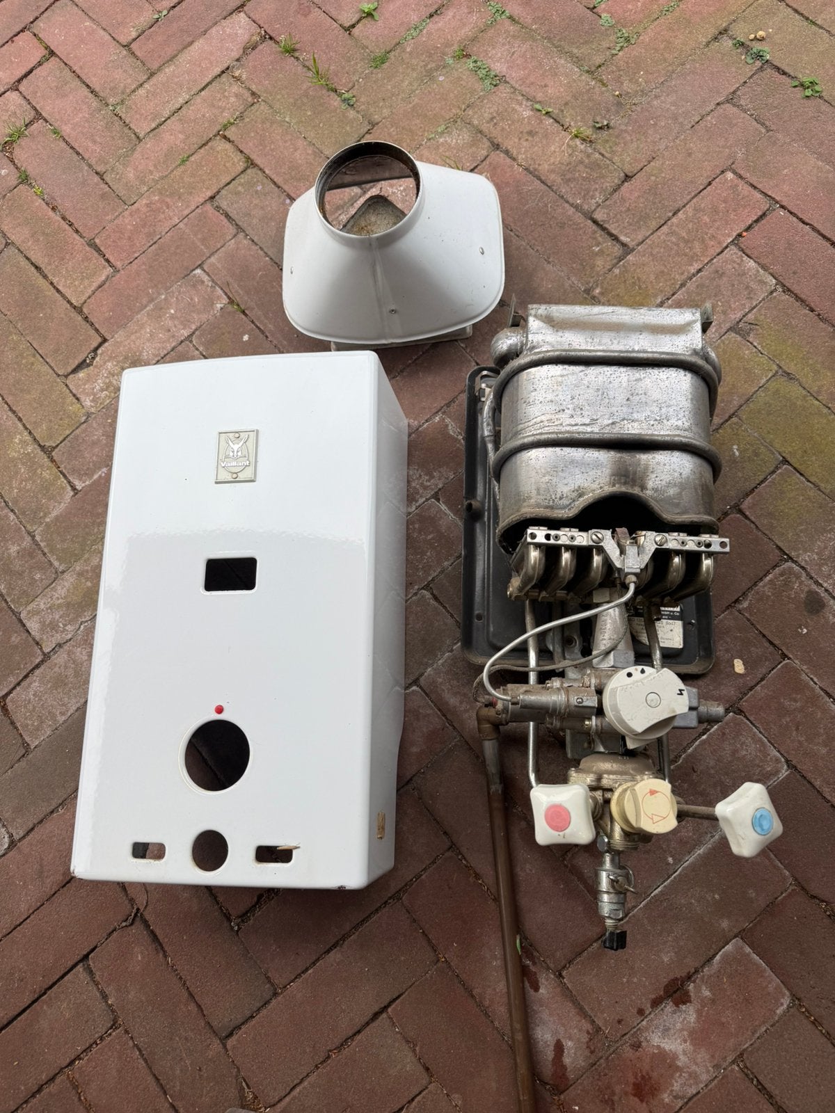 Geiser merk Vaillant compleet, Minder dan 20 liter, Ophalen, Gebruikt, Geiser