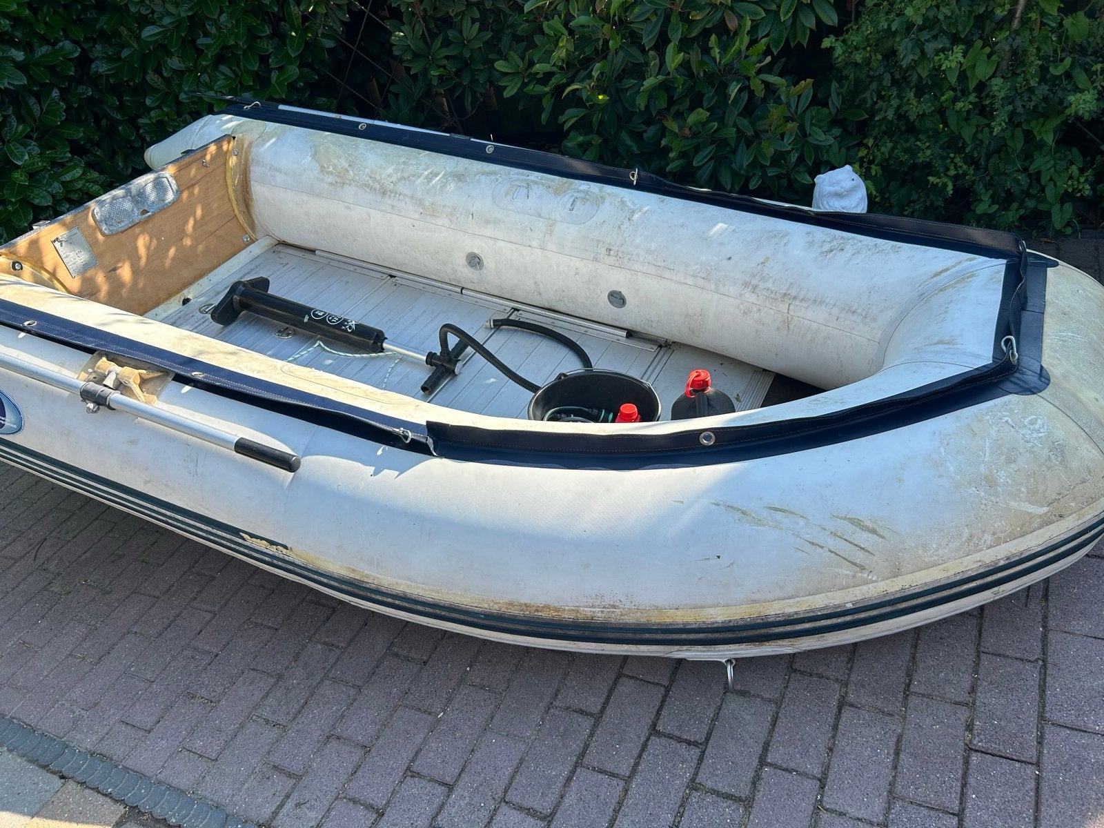 Rubberboot 310 met Suzuki 2,5 pk buitenboordmotor (lek), Ophalen, 1800 rpm of meer