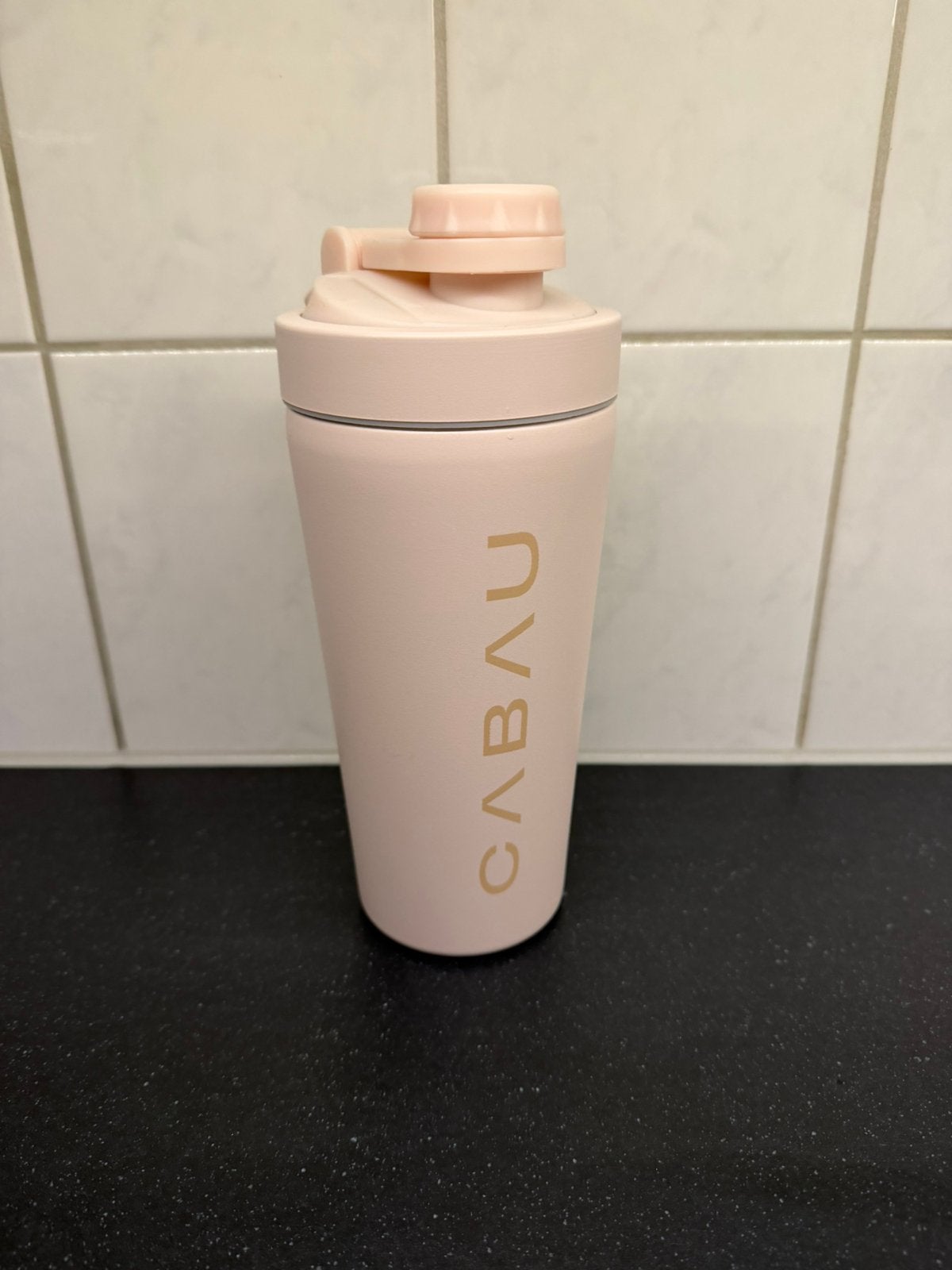 Nieuwe cabau thermo shake beker, Sport en Fitness, Ophalen of Verzenden, Zo goed als nieuw
