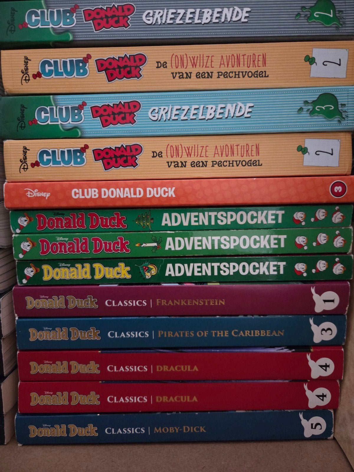 Donald Duck pockets - Premium + History + Club + Classics, Boeken, Meerdere stripboeken, Ophalen of Verzenden, Gelezen