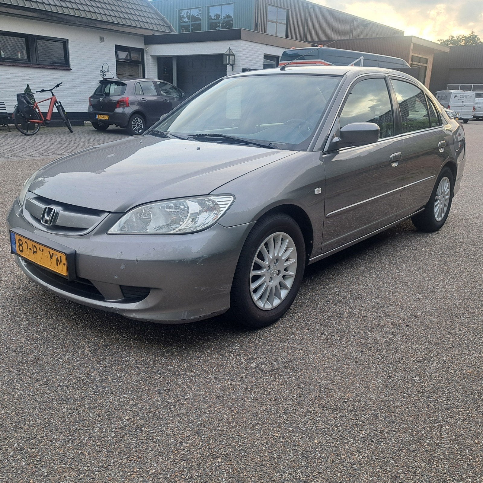Honda Civic 1.3 I IMA 4DR 2005 Grijs, 4 cilinders, Origineel Nederlands, Sedan, 1339 cc
