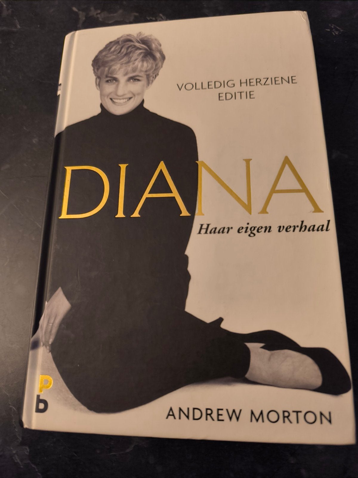 Diana: Haar eigen verhaal - Andrew Morton zgan, Ophalen of Verzenden, Zo goed als nieuw, Andrew Morton, Politiek