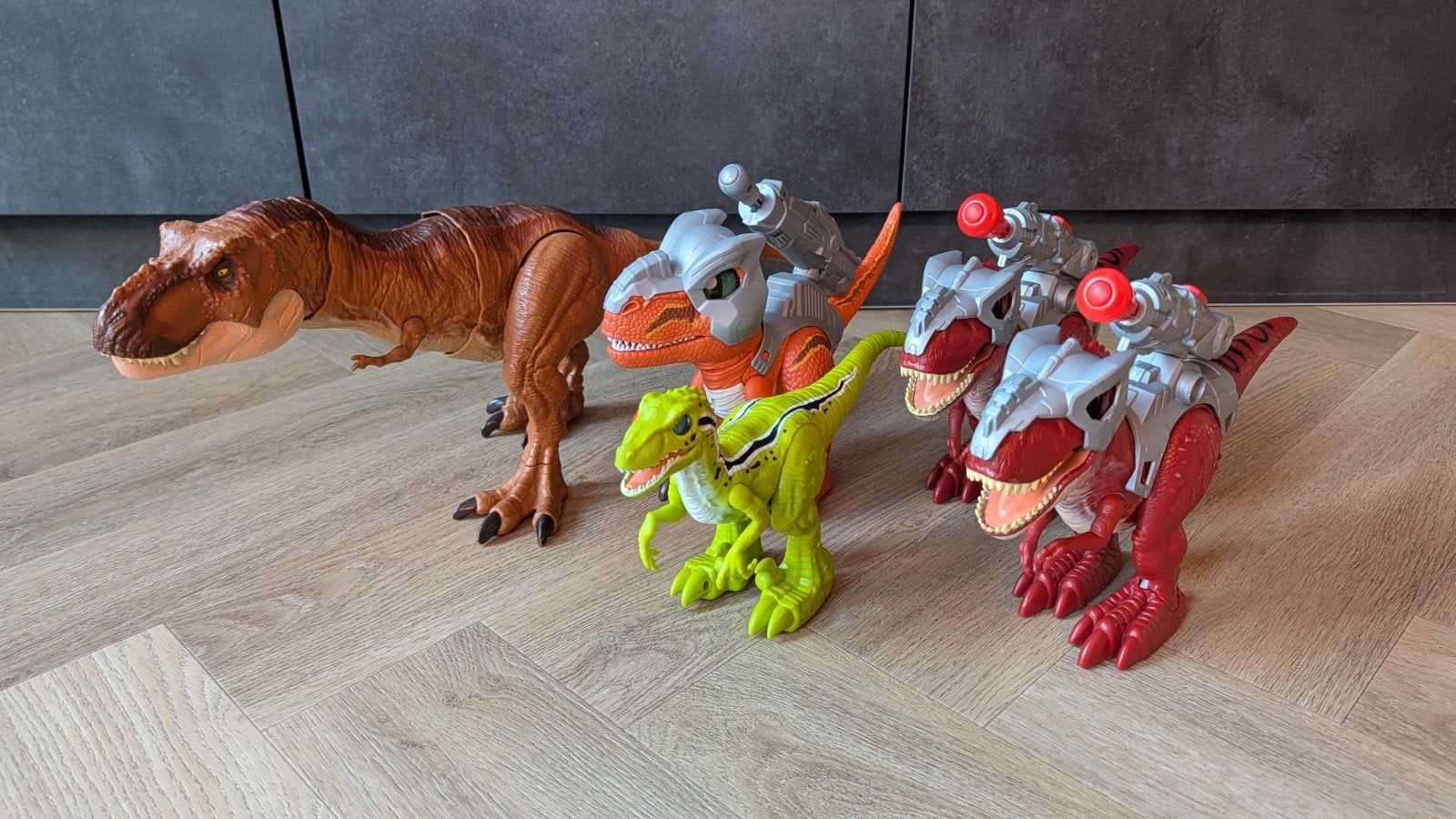 Diverse bewegende dinosaurussen met geluid, Kinderen en Baby's, Speelgoed | Actiefiguren, Ophalen, Zo goed als nieuw