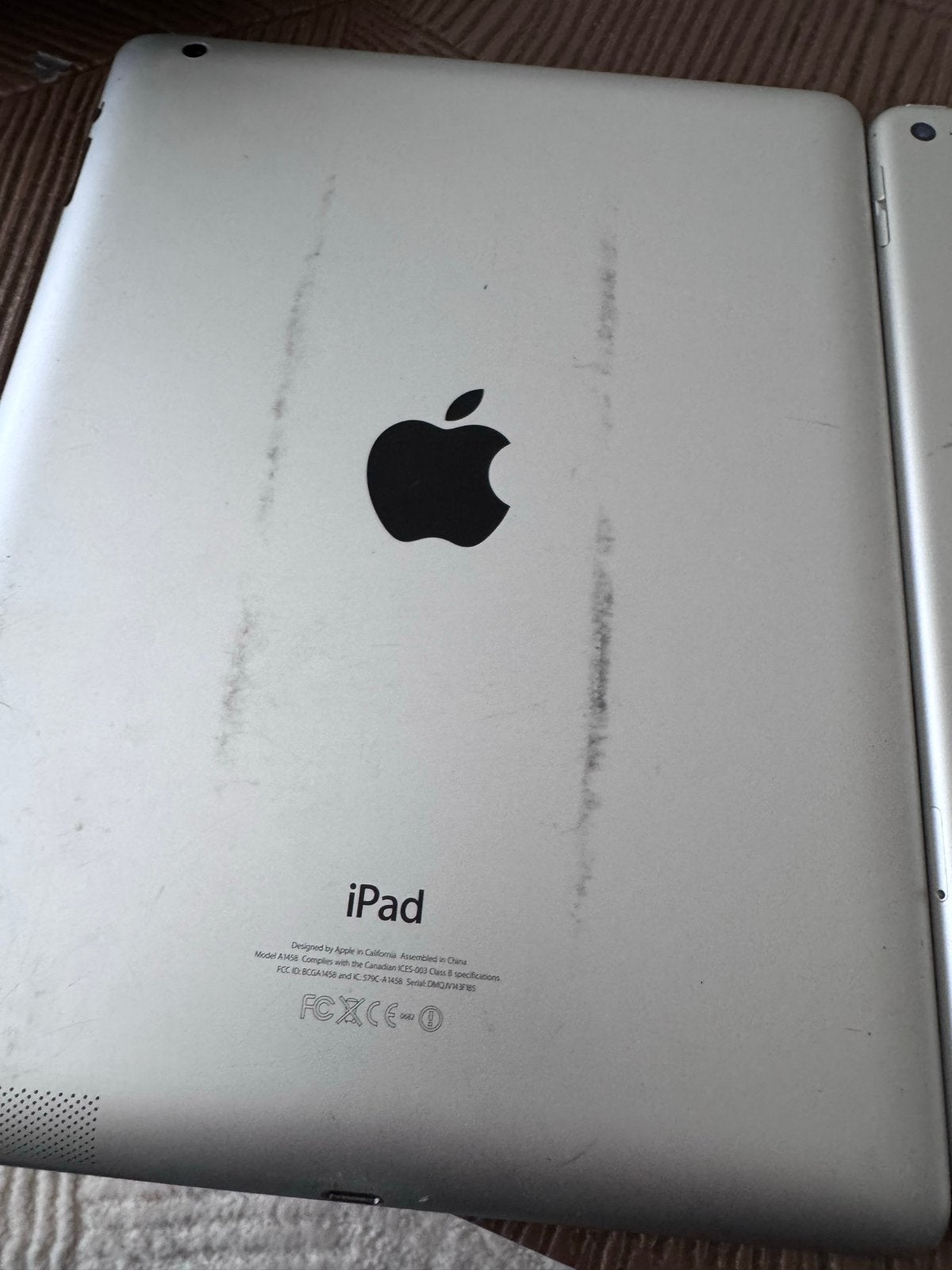 2x Apple iPad (A1458 & A1567) - Gebruikt, met barst, Computers en Software, Apple iPads, 10 inch, Apple iPad, Ophalen of Verzenden