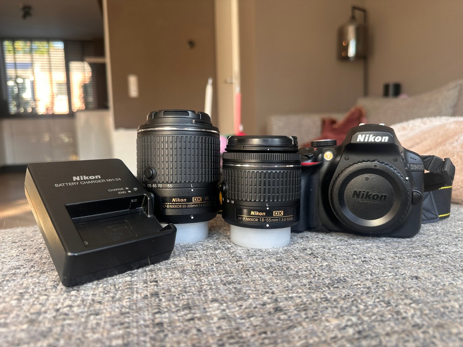 Nikon D3400 + 18-55mm + 55-200mm VR, Gebruikt, Spiegelreflex, Beeldstabilisatie, Ophalen of Verzenden