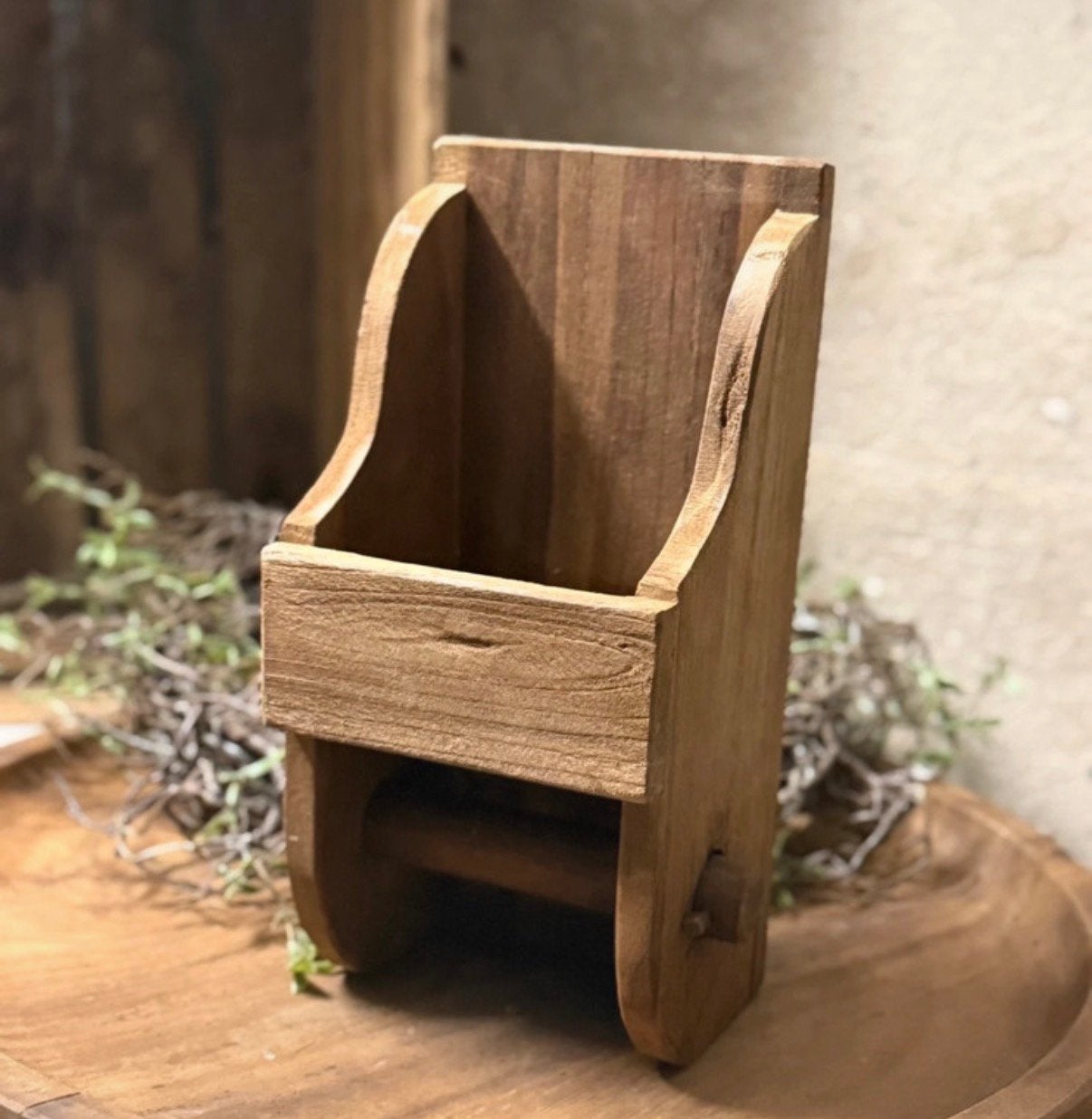 Landelijke houten toiletrolhouder, Huis en Inrichting, Badkamer | Badtextiel en Accessoires, Bruin, ., Overige typen, Nieuw