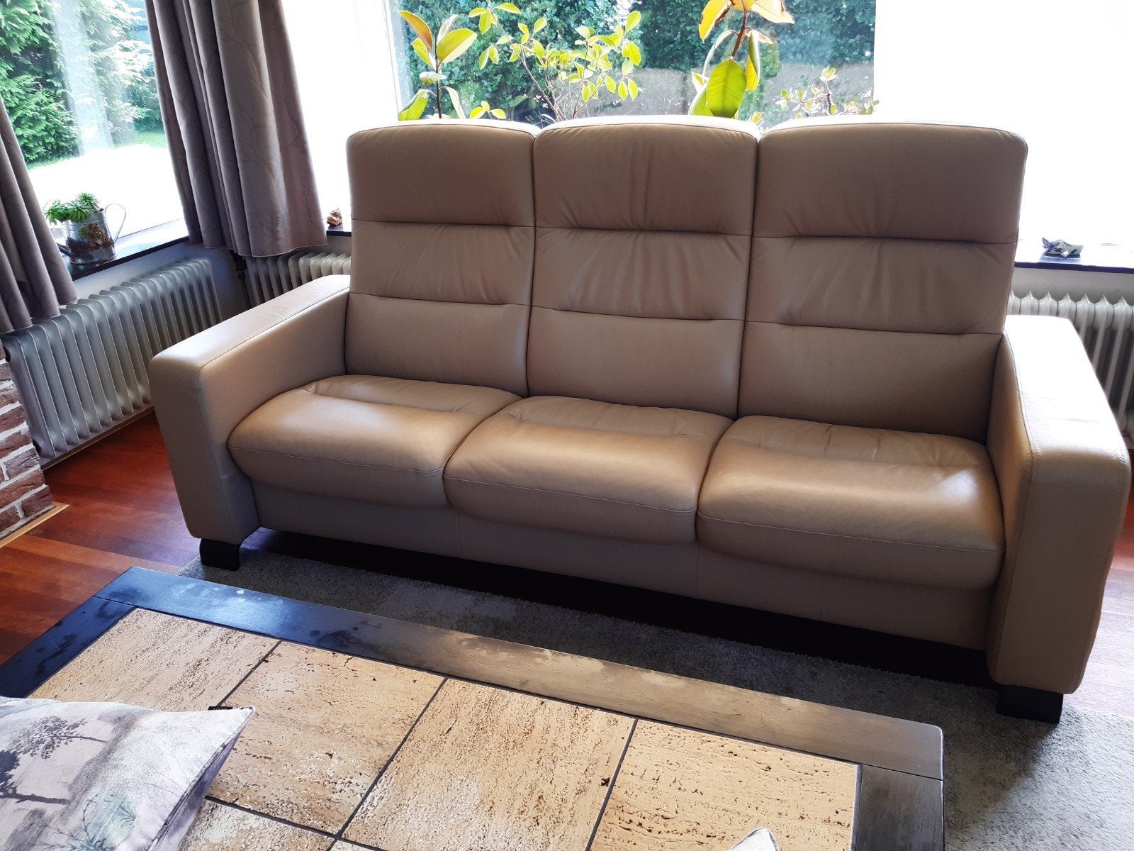 Stressless 3-zitsbank in beige leer, Ophalen, Gebruikt, Modern, Comfort, Driepersoons